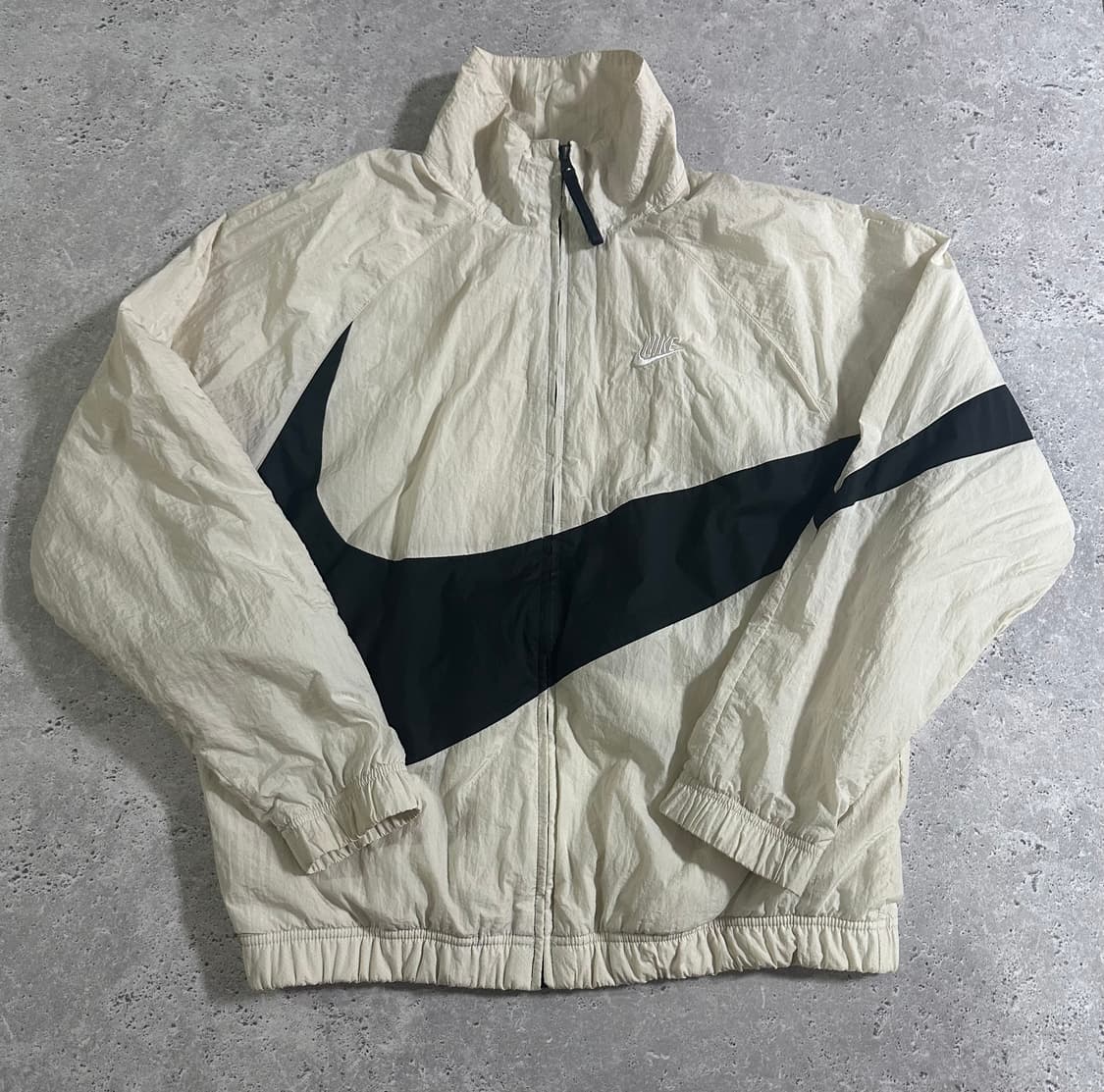 Nike 크림 빅 스우시 우븐 자켓 상품이미지2