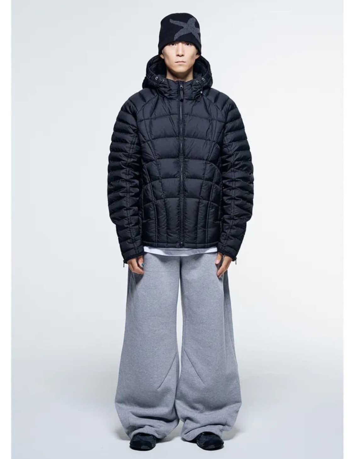 더콜디스트모먼트 절개 경량패딩 M 상품이미지2