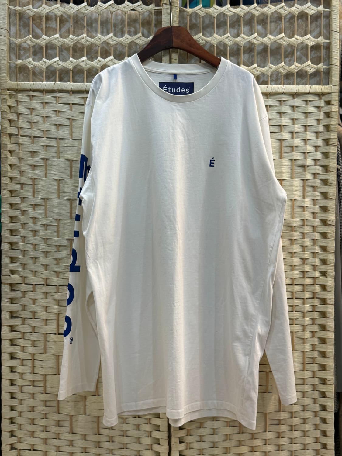 100 정품 ETUDES 티셔츠 팝니다 상품이미지1