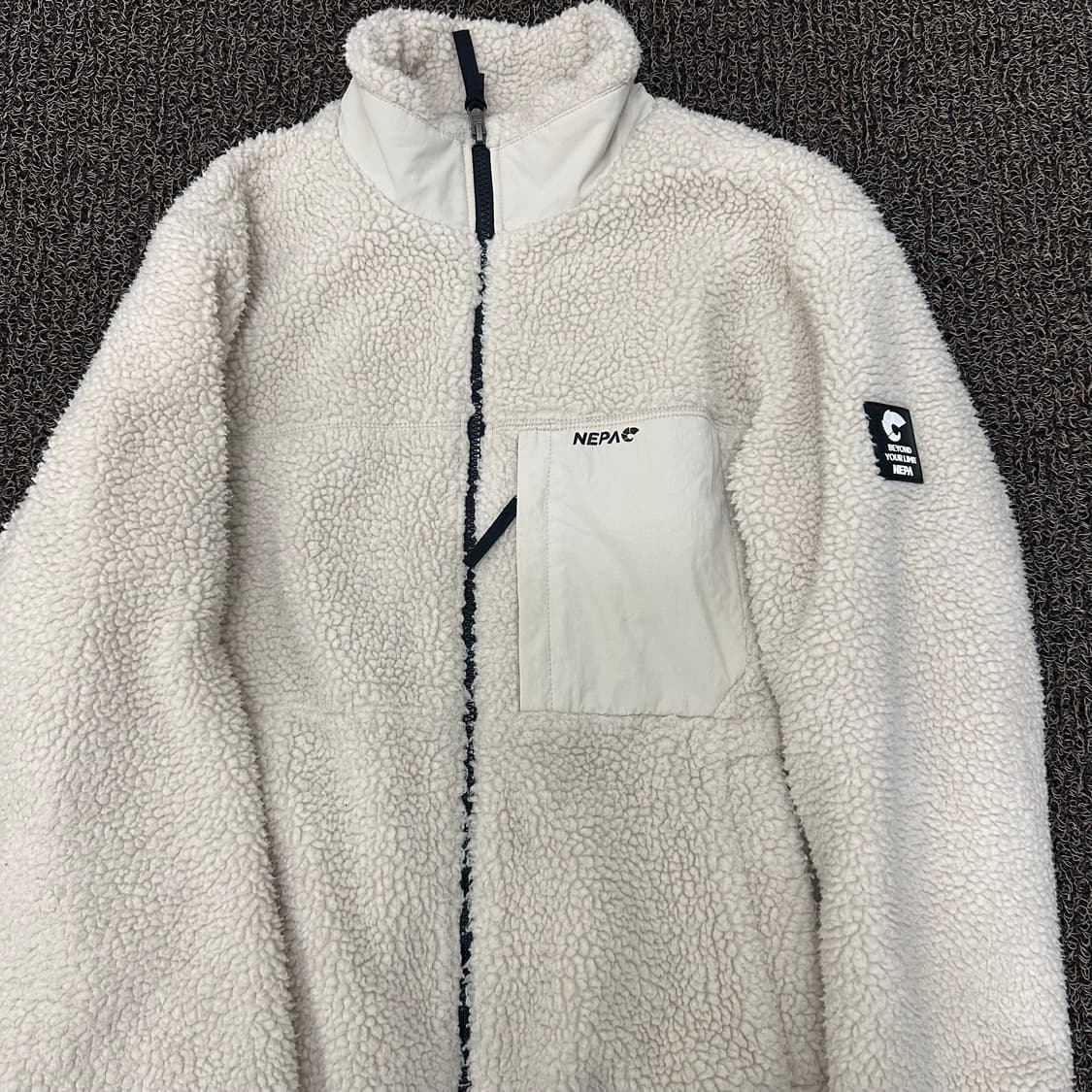 NEPA 네파 뽀글이 털 자켓 아이보리 95사이즈 상품이미지2