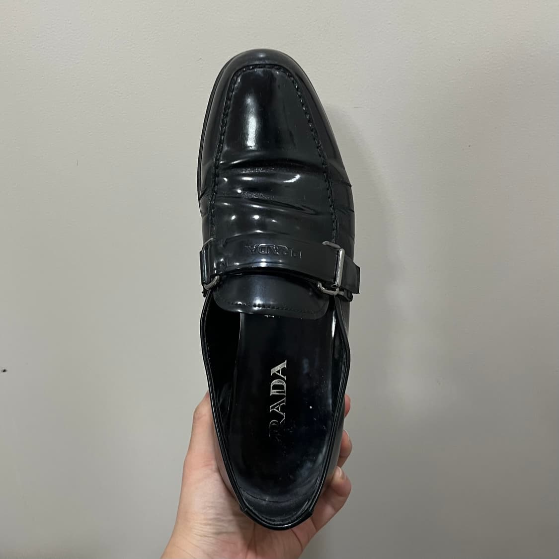 Prada Buckle Loafers 상품이미지6