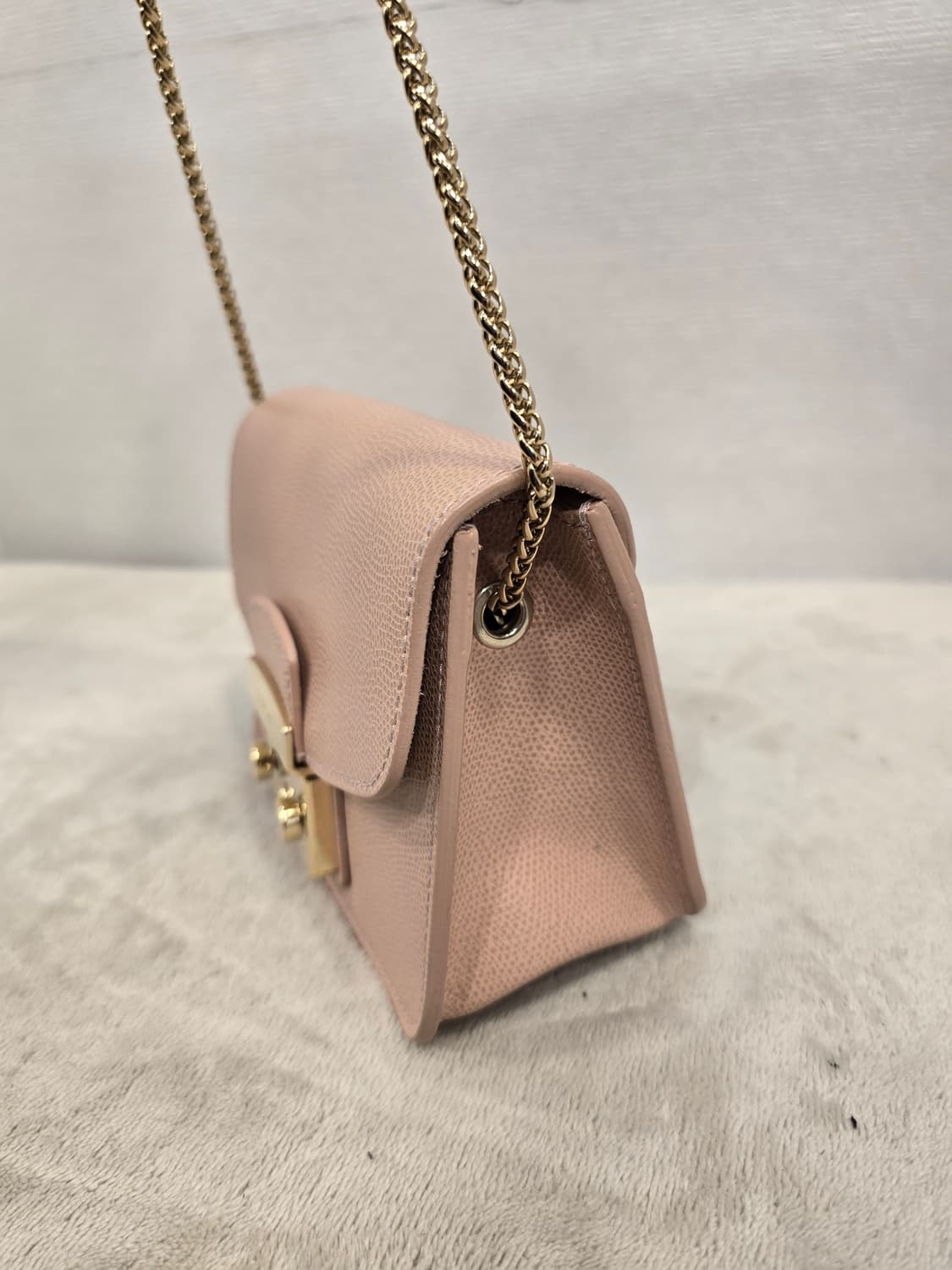 훌라 FURLA 메트로폴리스 미니 크로스백 체인백 가방 상품이미지4