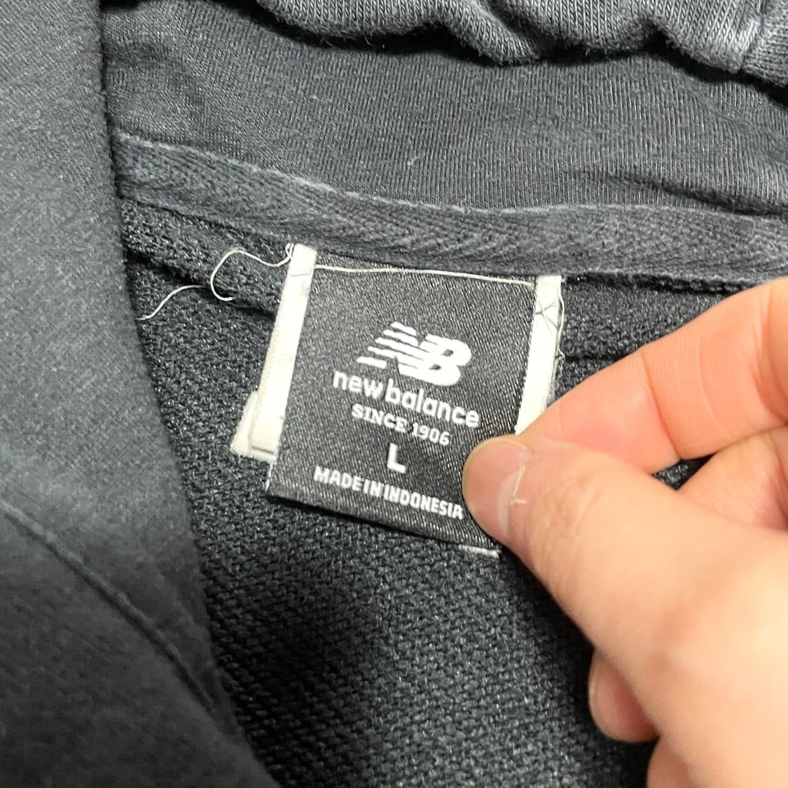 뉴발란스 시그니처로고 블랙 후드티셔츠 남성L 상품이미지4