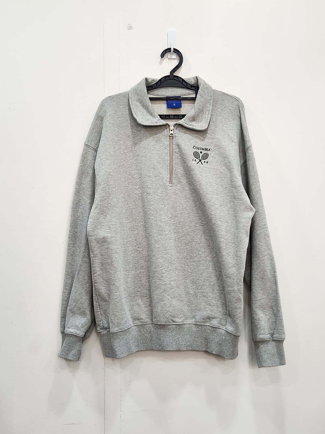 컬러비아유니버시티 카라 하프집업 맨투맨 남성 S 상품이미지1