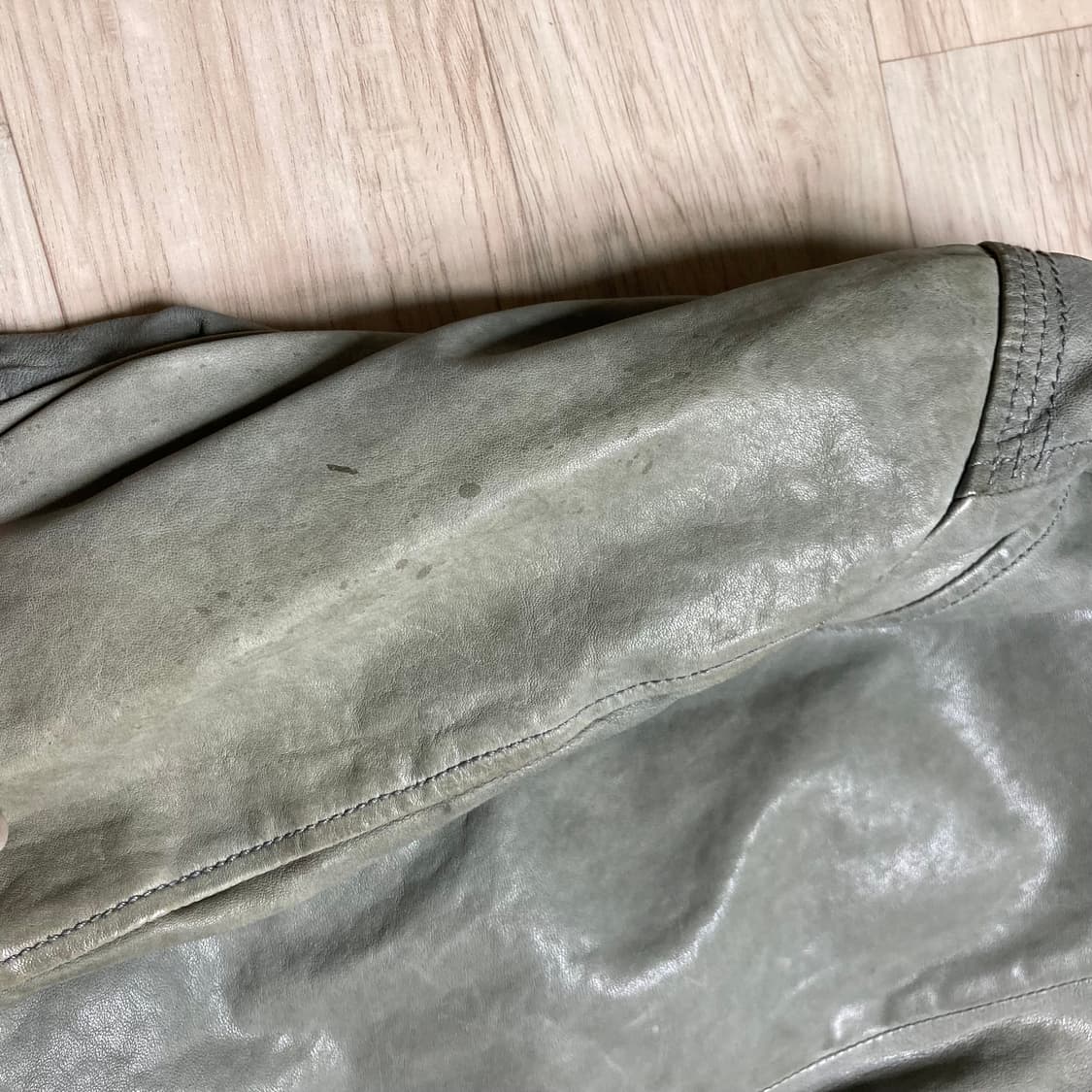 엠포리오 알마니 08ss 베라펠레 가죽 자켓 상품이미지8