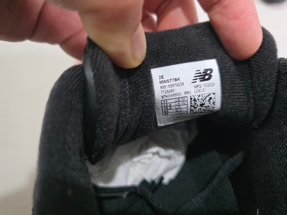 [새상품] 뉴발란스 MW577BK 블랙 운동화 11 EE 상품이미지4