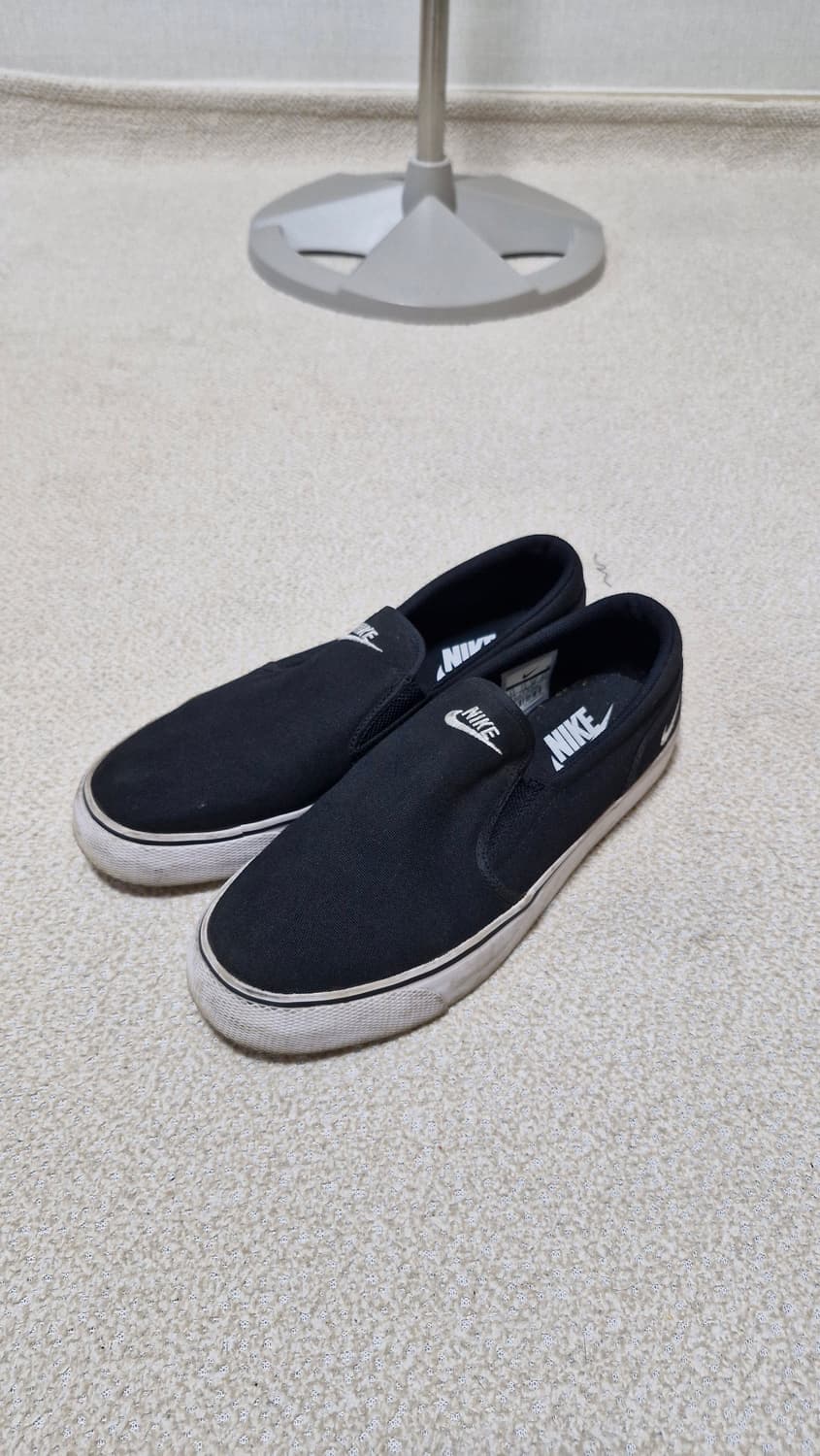 나이키 블랙 슬립온 운동화 265 상품이미지2