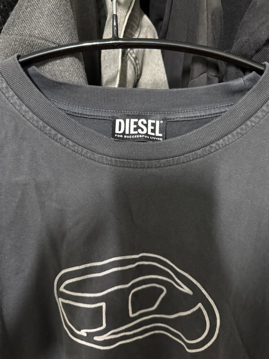 디젤 피카부 오발 로고 티셔츠 M 상품이미지2