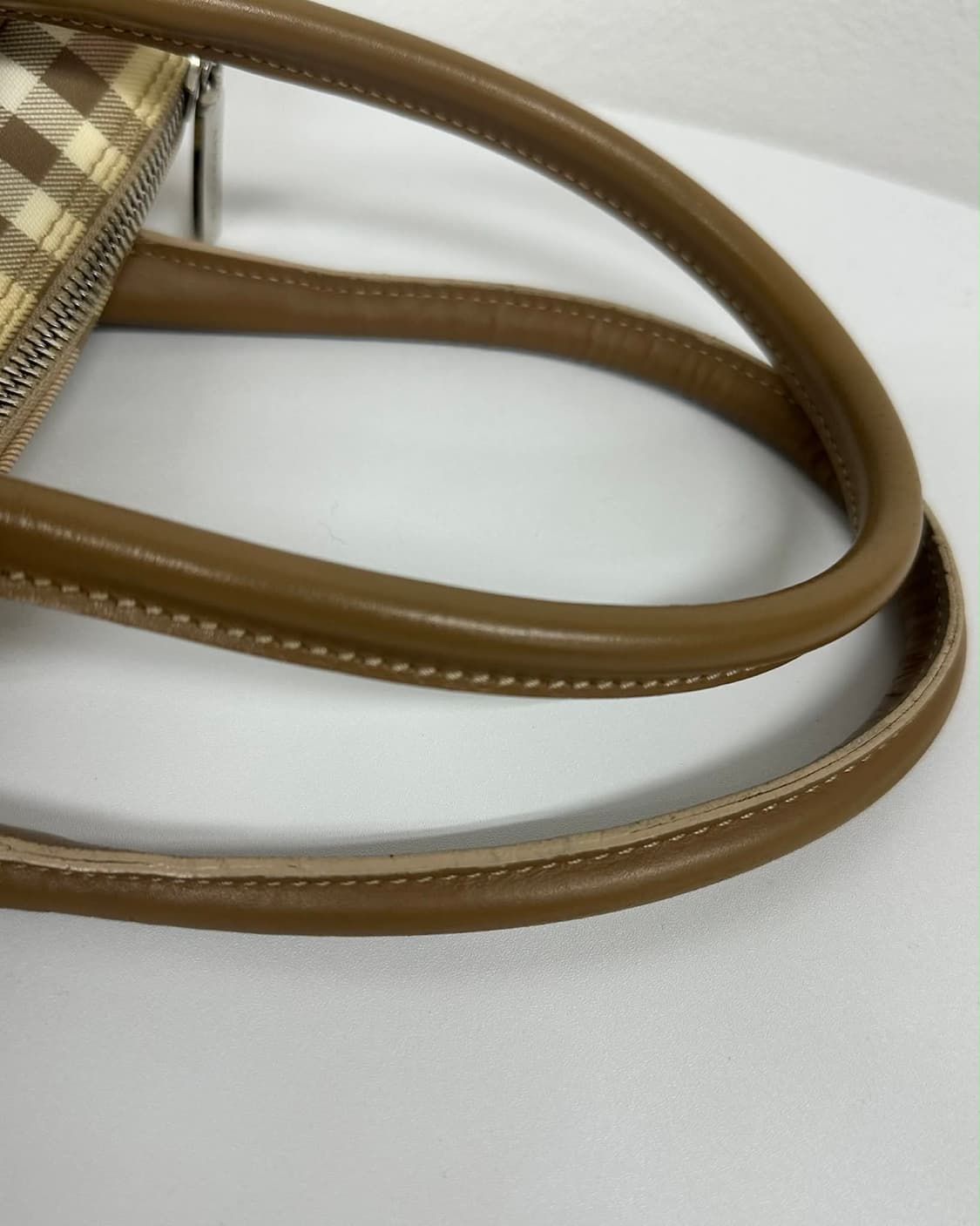 버버리 베이지 핑크 체크 미니 보스톤 토트백 상품이미지8