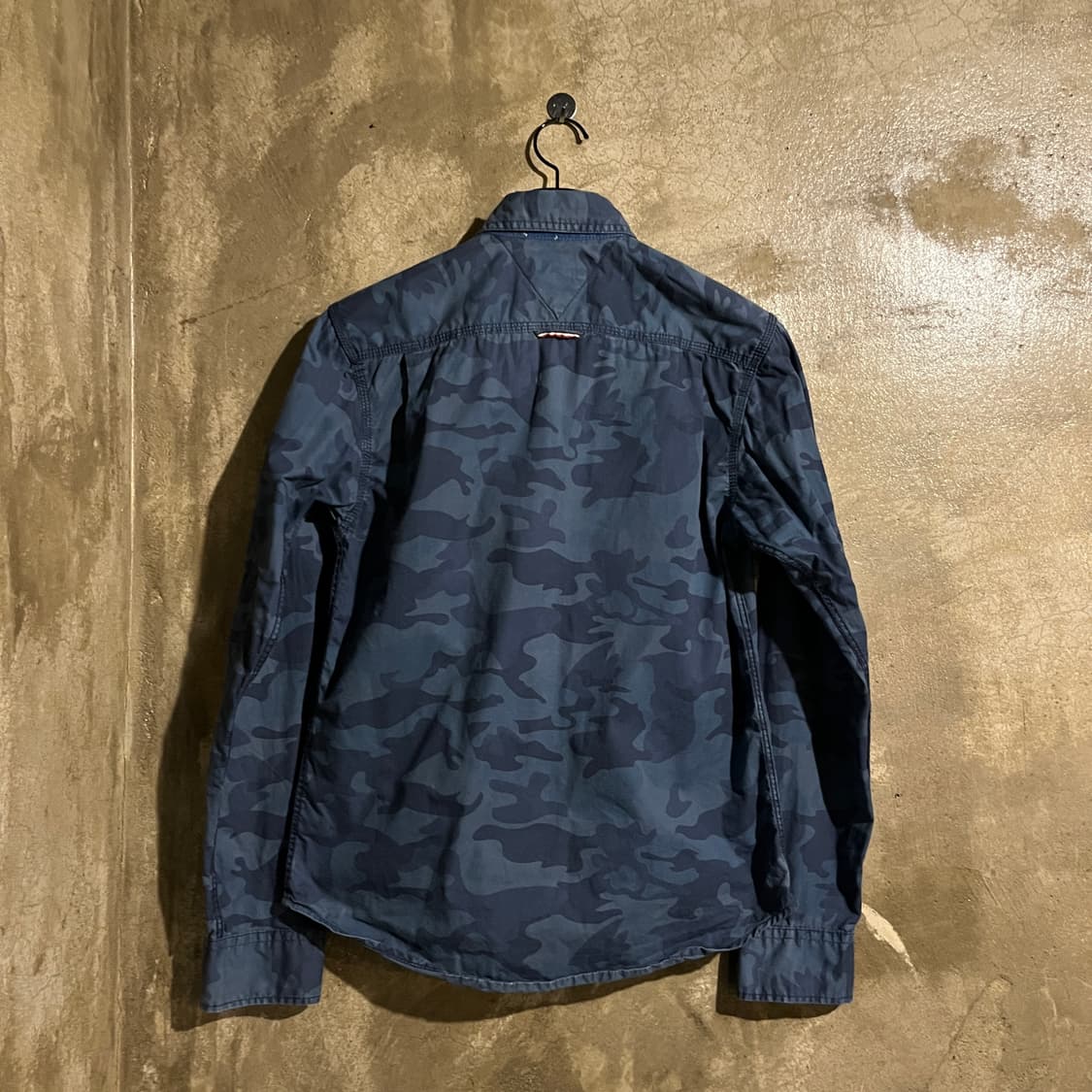 타미힐피거 카모패턴 셔츠 상품이미지4