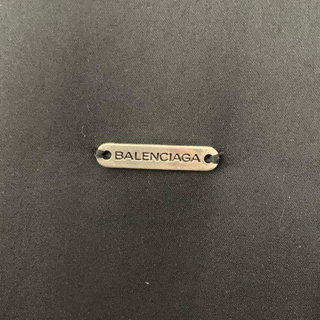 발렌시아가 블랙 포켓 퀄팅 폴리에스터 자켓 상품이미지3