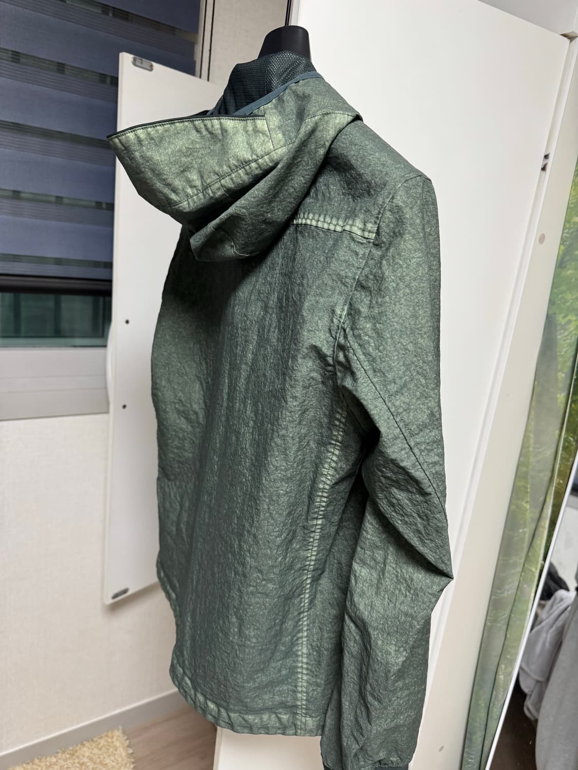 cp컴퍼니 코테드 바람막이 M 상품이미지8