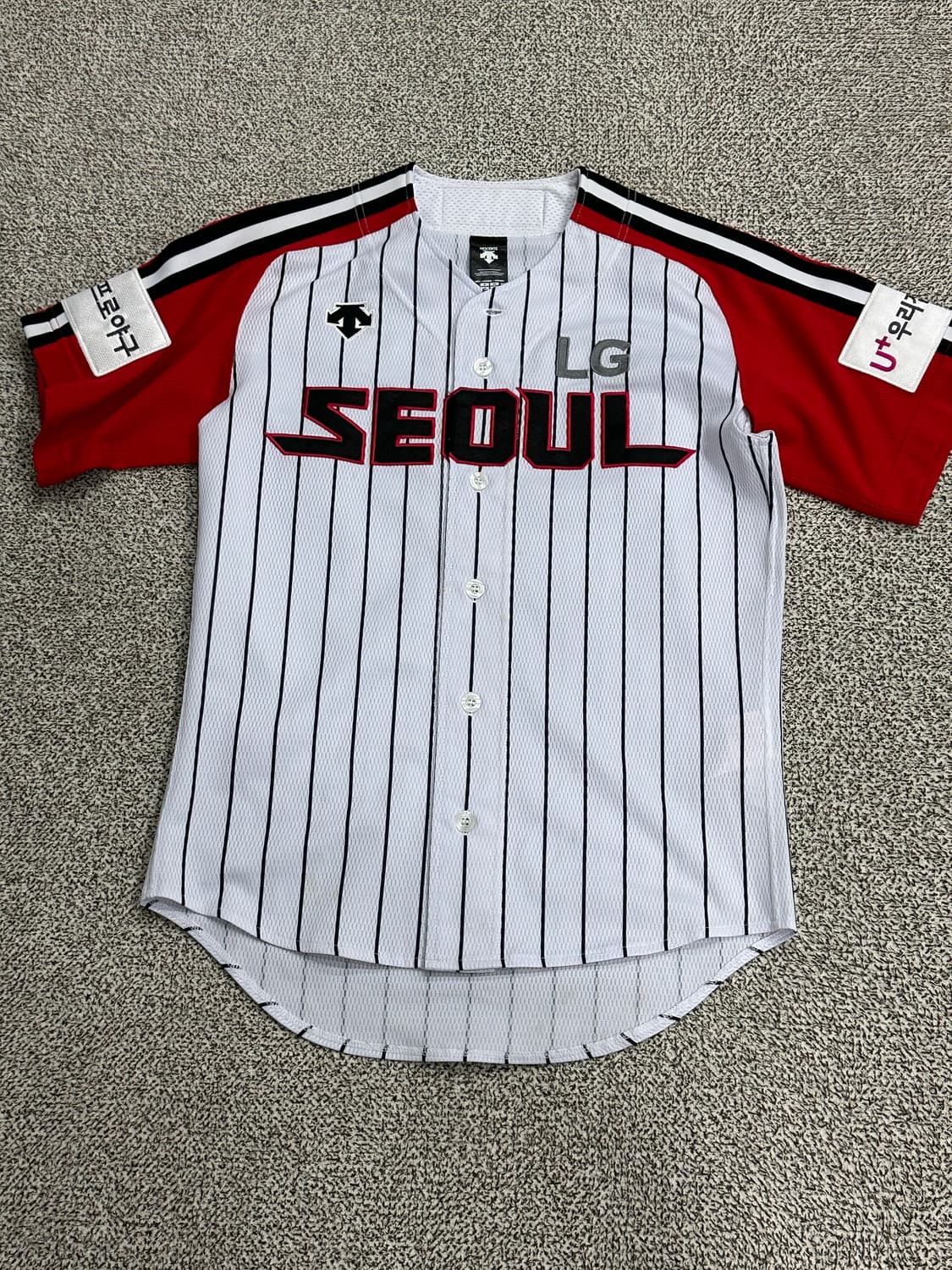 LG트윈스 데상트 서울 스트라이프 정우영 유니폼 상품이미지1