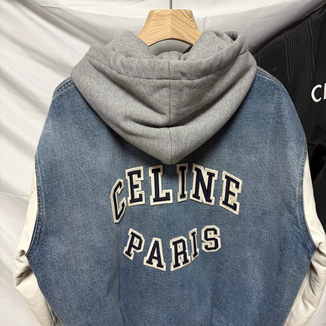 [S급/L] 셀린느 후드 데님 바시티 자켓 상품이미지2