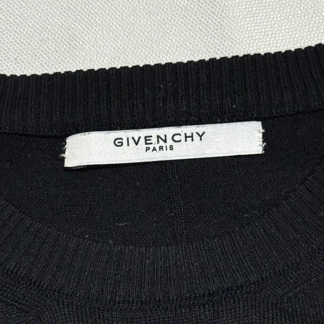 L 지방시 로트와일러 니트 상품이미지4