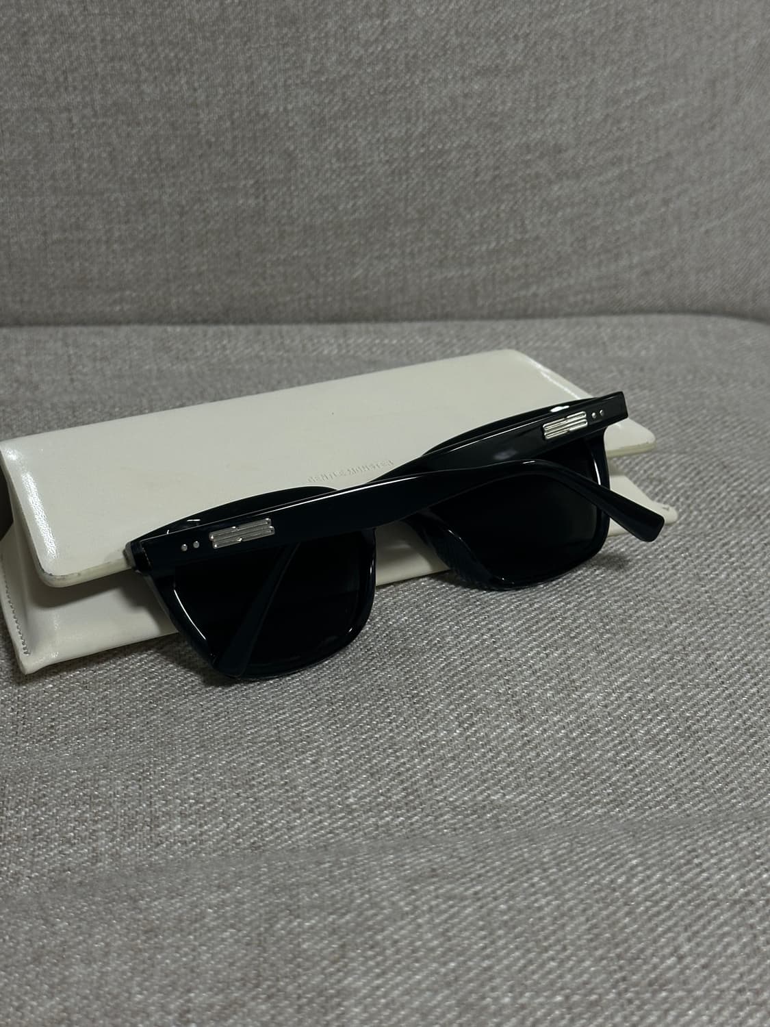 젠틀몬스터 몬도 상품이미지8