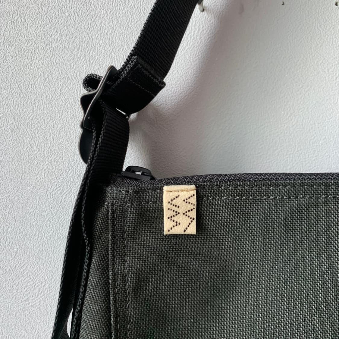 25ss CHARLIE II SHOULDER (M) 상품이미지3
