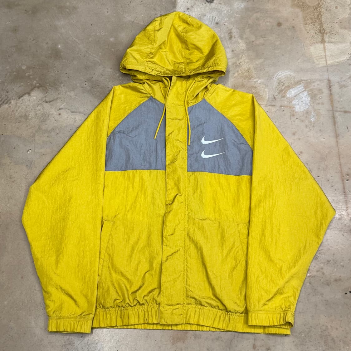 XXL 나이키 더블스우시 바람막이 상품이미지3