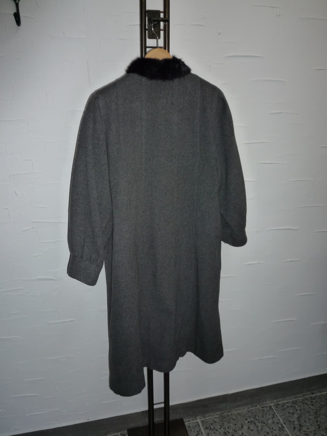 charcoal fur collar coat 상품이미지7