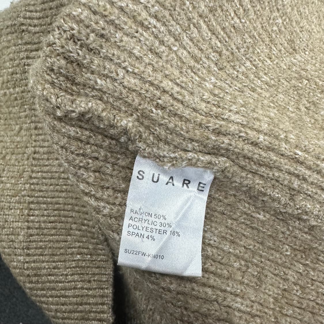 L 수아레 베이지 루즈핏 투웨이 카라넥 니트집업 상품이미지5