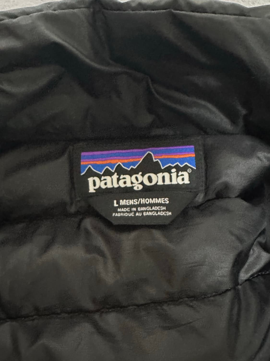 파타고니아 다운스웨터 블랙 상품이미지3
