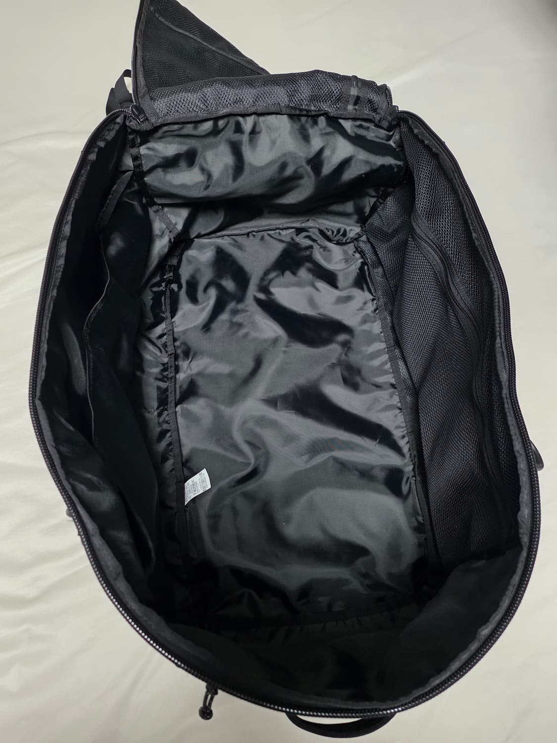 2XU 여행용 백팩+크로스백 (세로 63, 가로 36, 높이 33cm) 상품이미지5