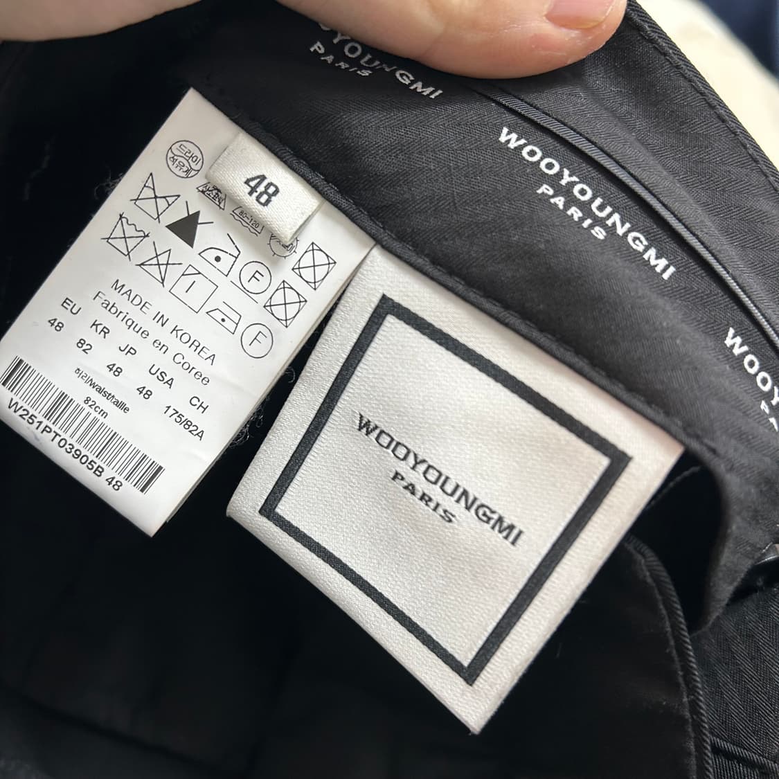 우영미 25SS 블랙 투턱 와이드 팬츠 상품이미지9