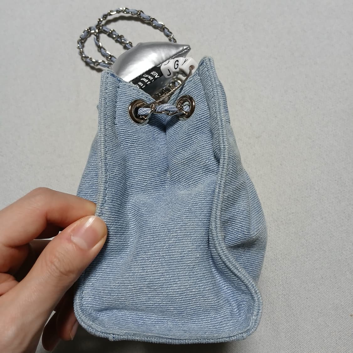 질스튜어트 코코체인 데님 미니 숄더백 크로스백 복조리 상품이미지4