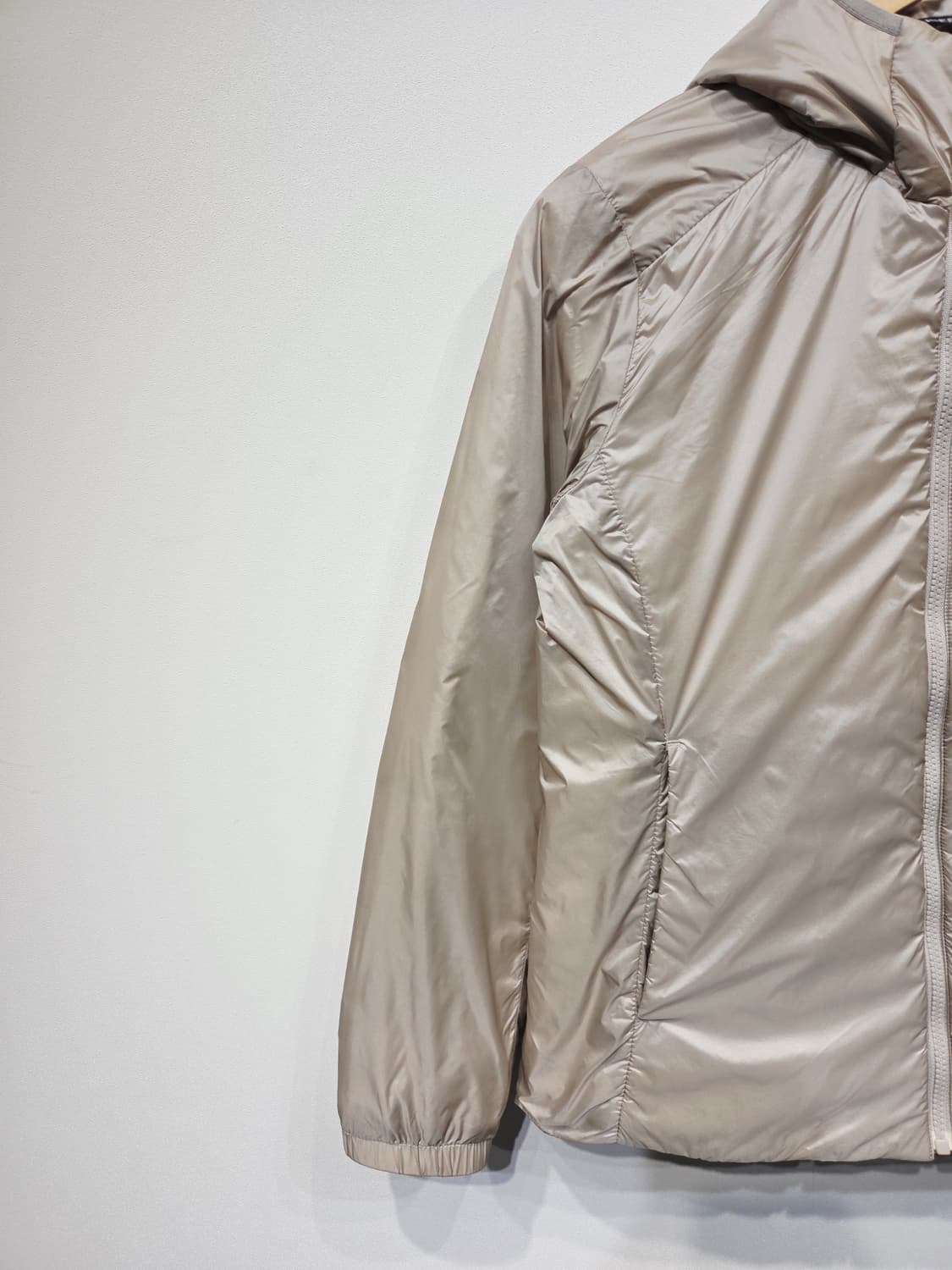 네파 이젠벅(NEPA ISENBERG) 여성 경량 후드 다운 자켓 상품이미지3