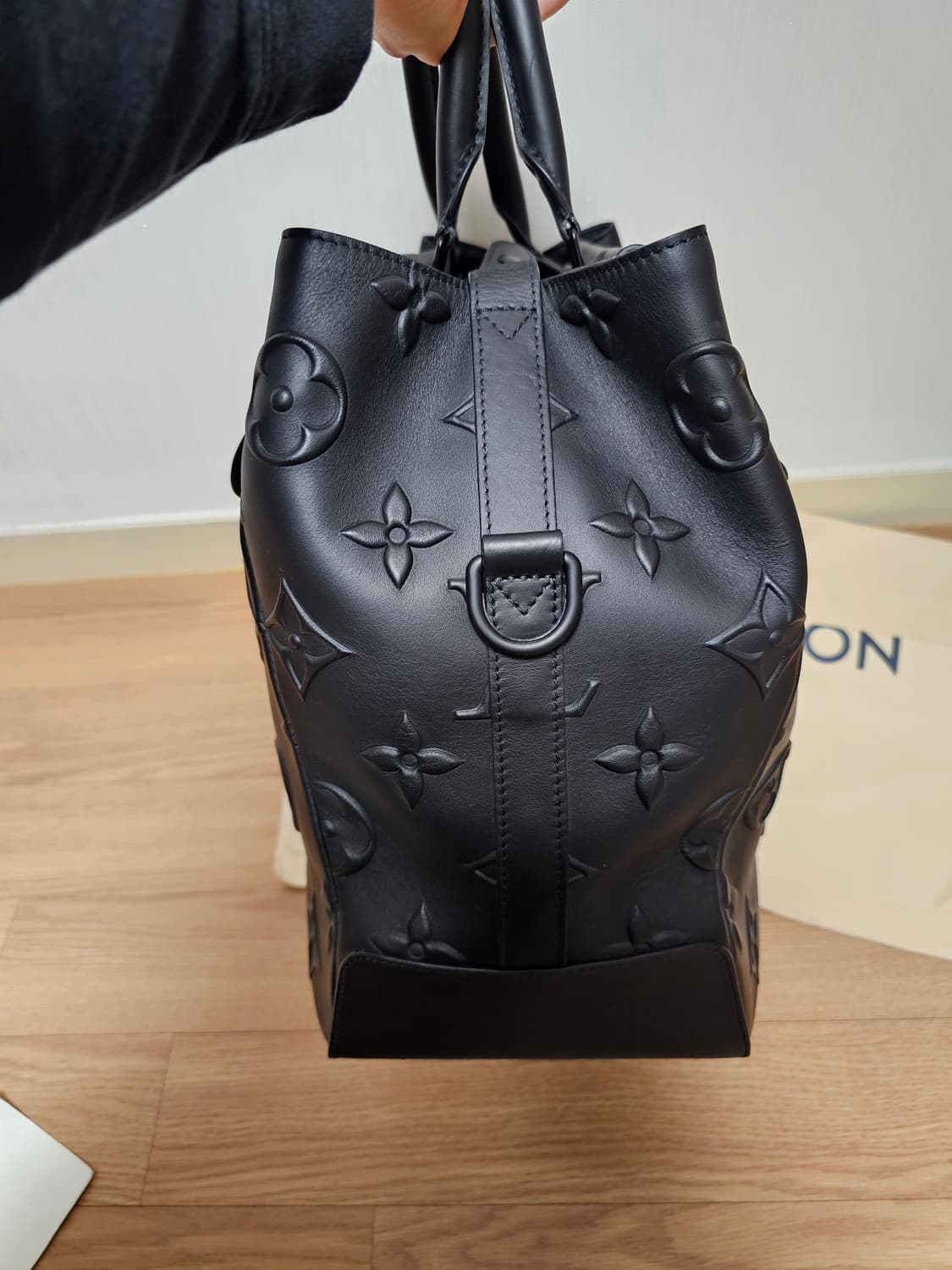 루이비통 버질아블로 엠보싱 입체 키폴 토트백 주황체인 (새상품) 상품이미지7