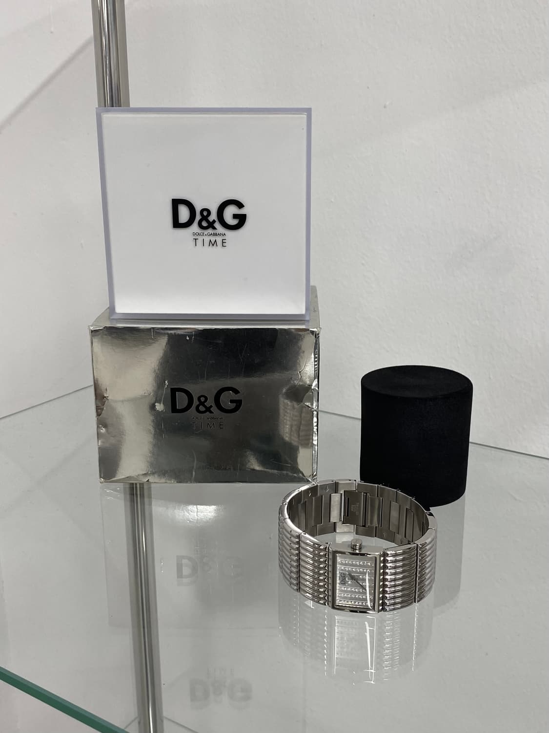 돌체앤가바나 메탈 뱅글 와치 상품이미지1