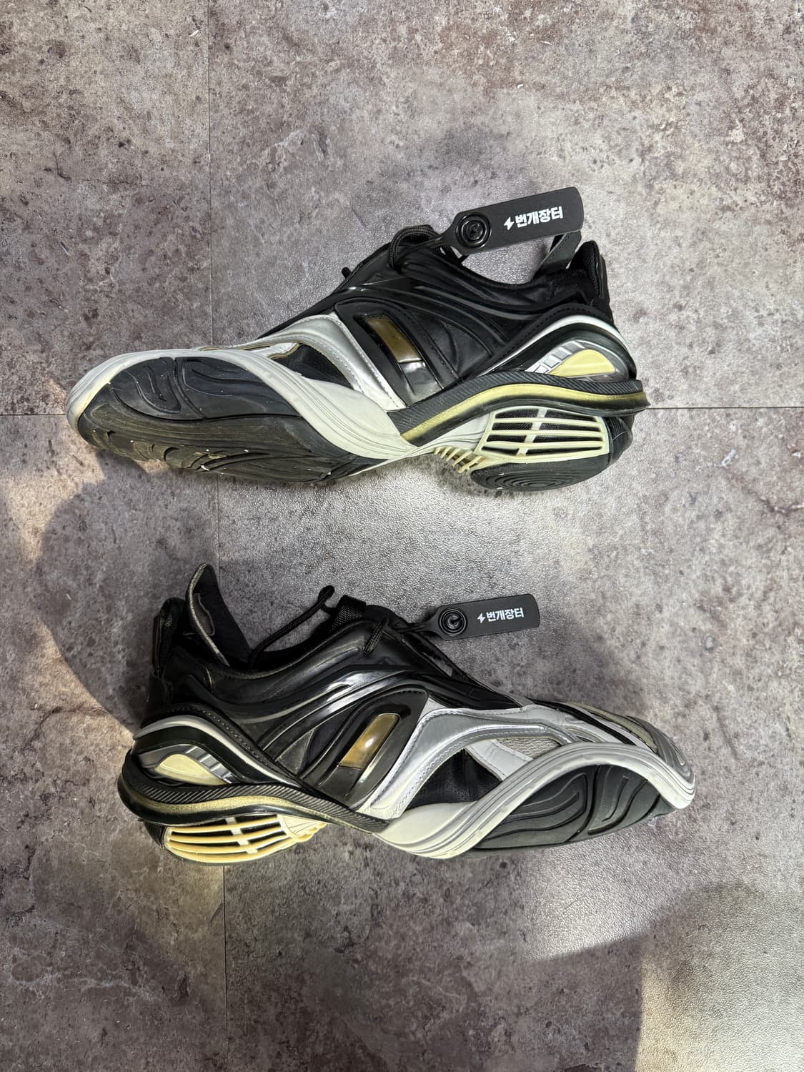 발렌시아가 타이렉스 41 상품이미지5