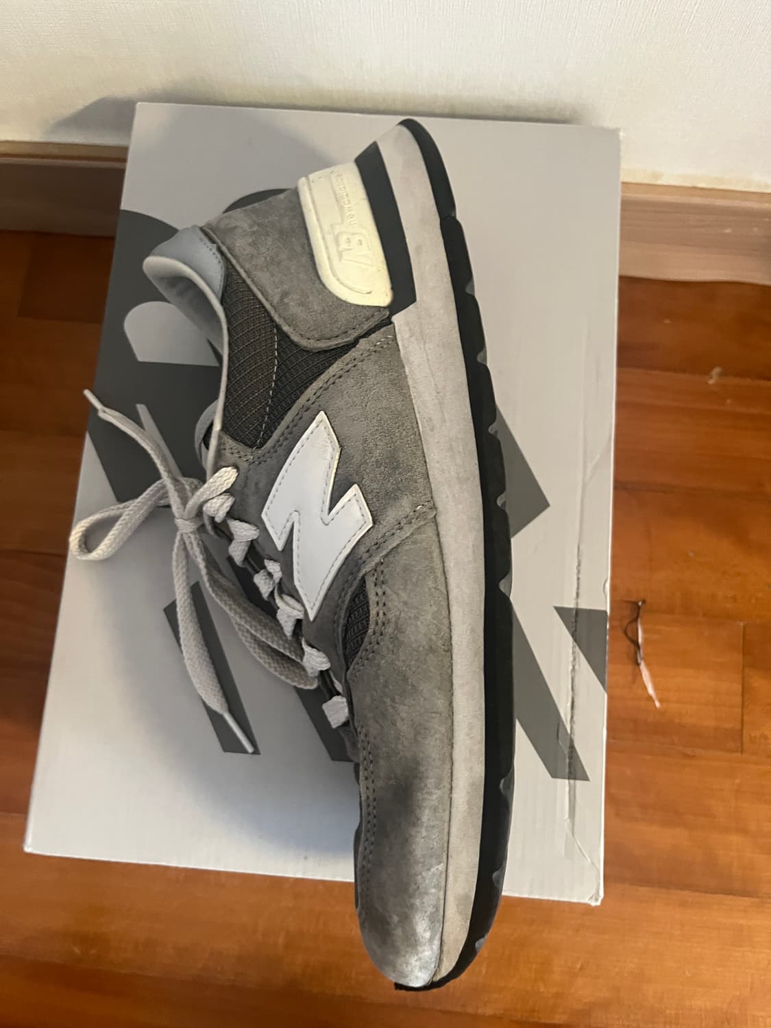 뉴발란스 990 v1 uk10 상품이미지5
