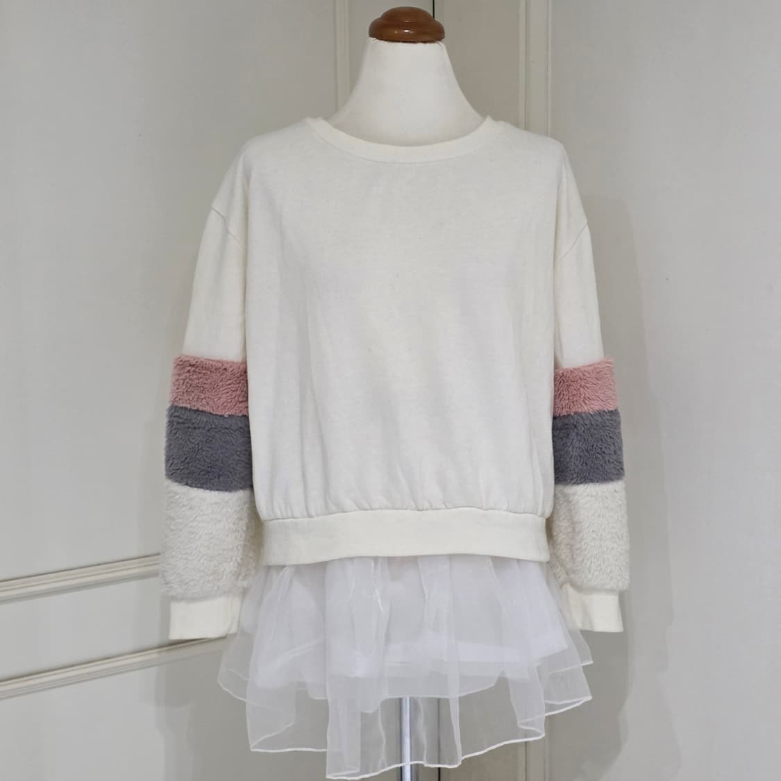 세실맥비 일본빈티지)화이트 오네히메갸루st 양지뢰 퍼프 퍼 소매 맨투맨 상품이미지2