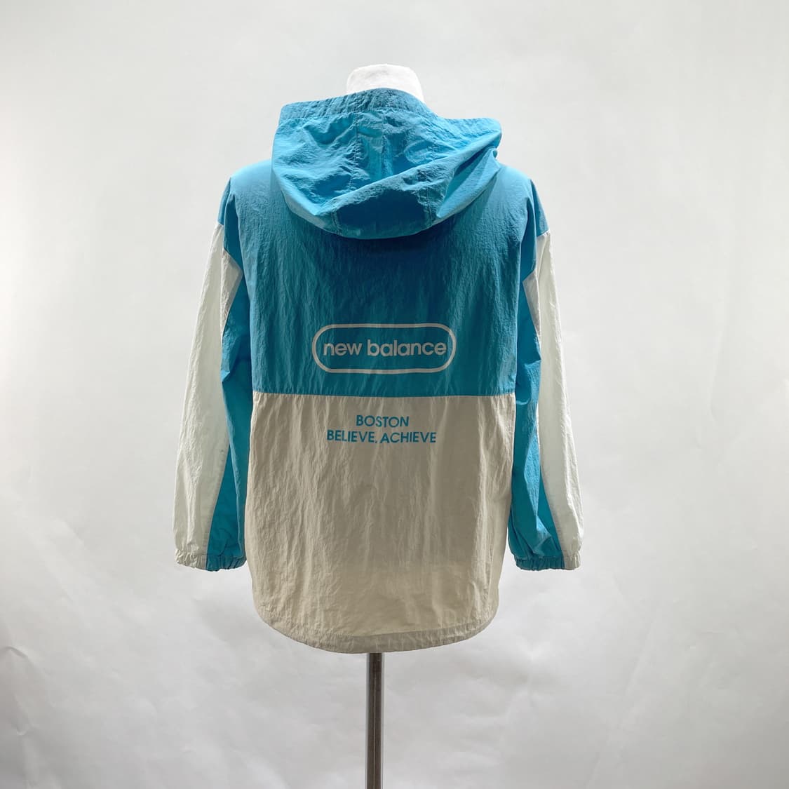 뉴발란스 키즈 후드바람막이자켓 150 상품이미지3