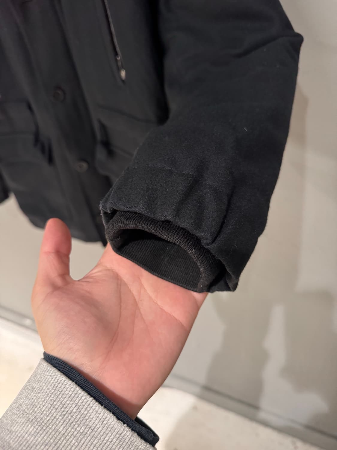 Sandro 산드로 블랙 퍼후드 파카자켓 상품이미지7