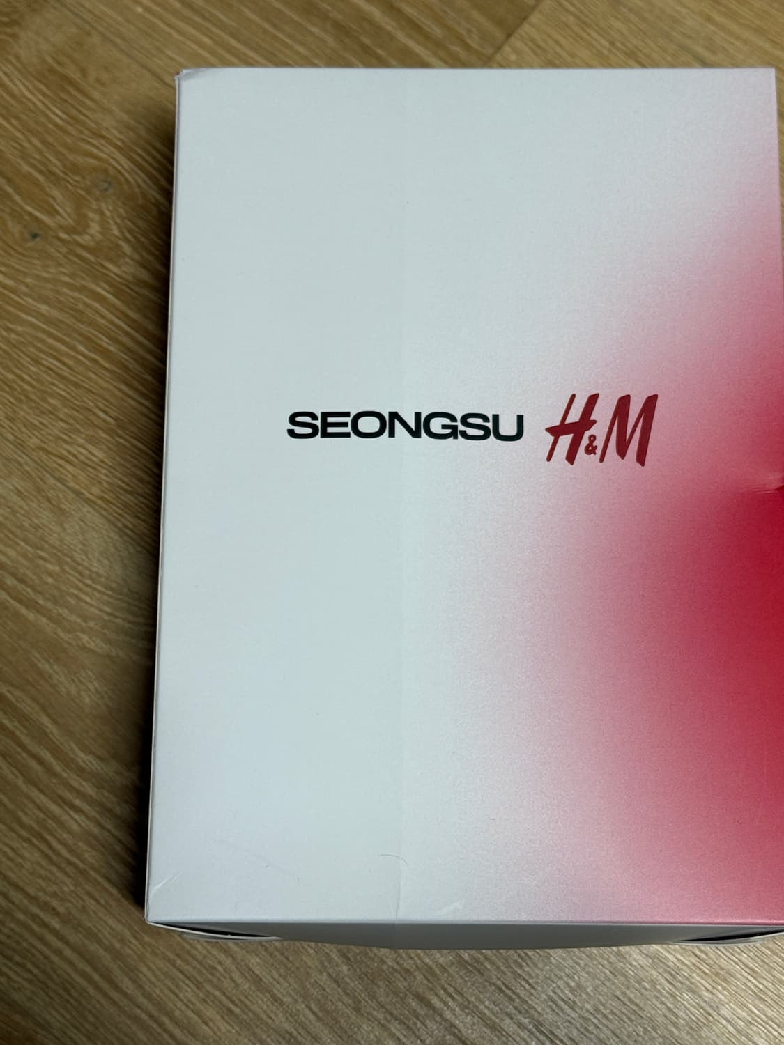 [새상품] 정가양도 H&M 글렌마틴스 후드 XL + 성수 기프트 상품이미지1