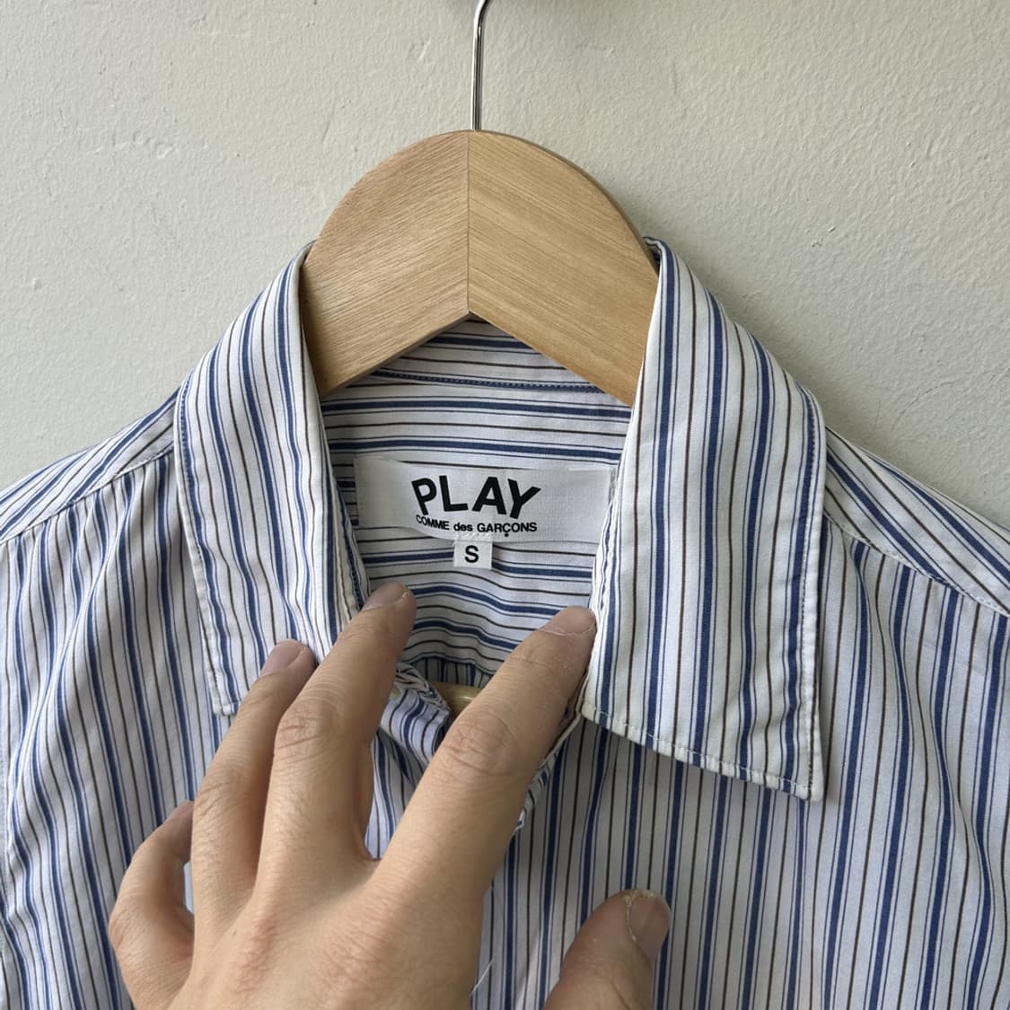 16140 - 꼼데가르송 블랙 와펜 스트라이프 셔츠 상품이미지3