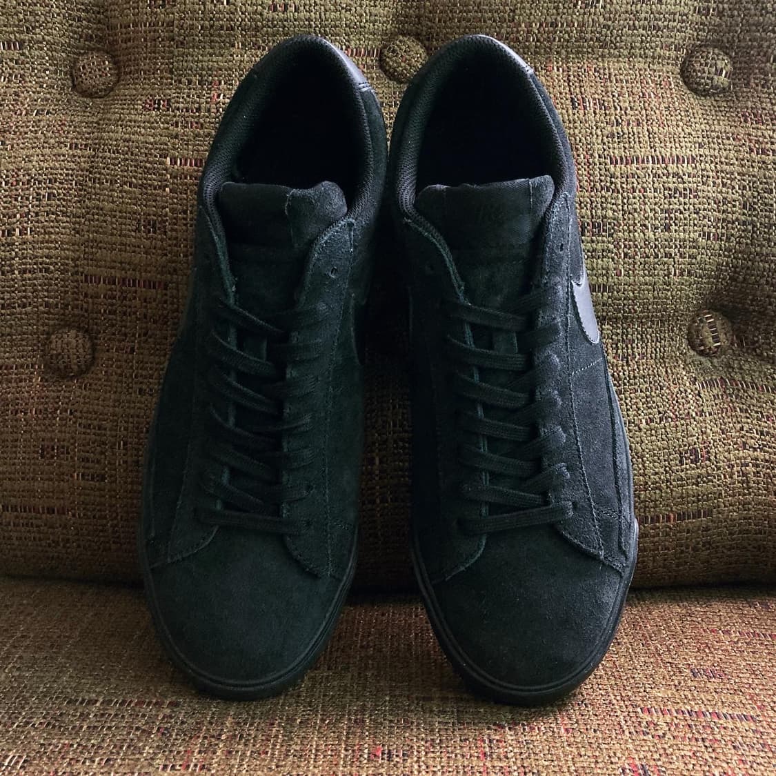 나이키 블레이저 로우 스웨이드 트리플블랙 상품이미지2