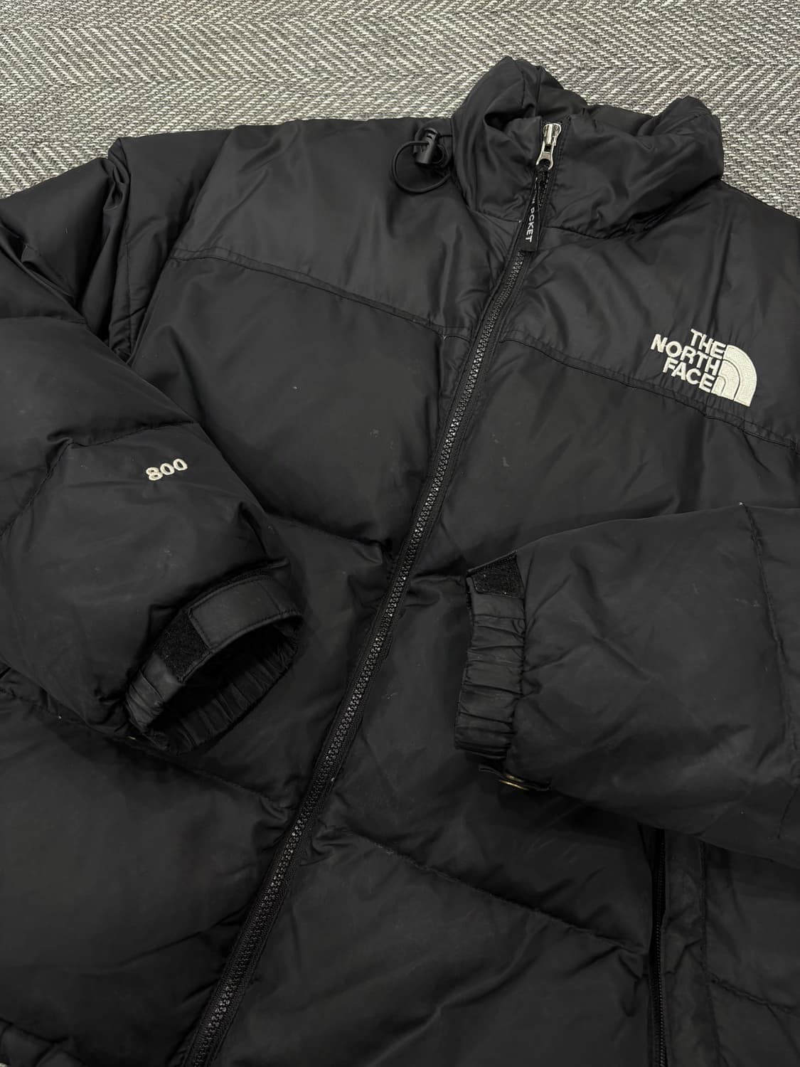 노스페이스 700 푸퍼 패딩 블랙  상품이미지5