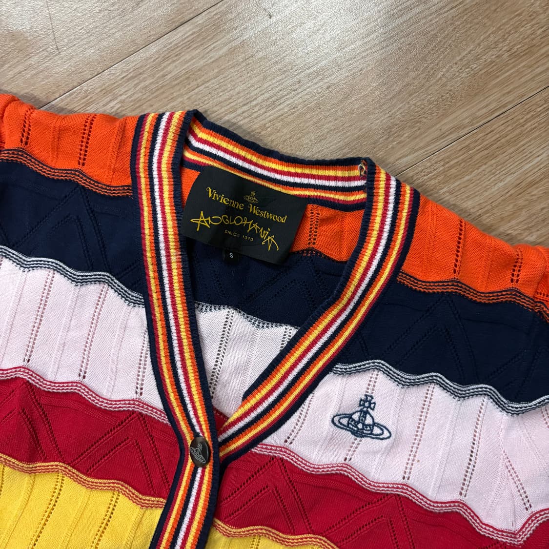 비비안웨스트우드 앵글로매니아 베아 레인보우 크롭 가디건 상품이미지2