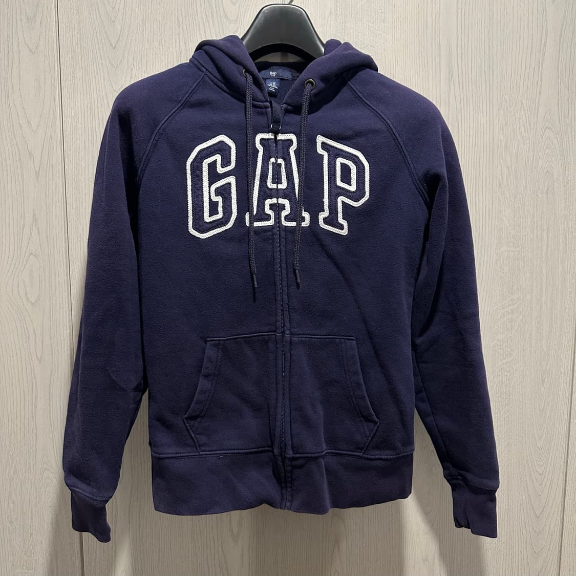 Gap signature navy zipup 상품이미지1