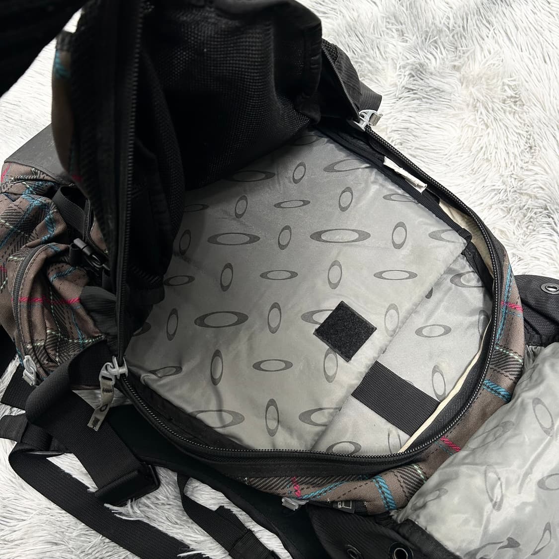 오클리 체크 아이콘 백팩 상품이미지7