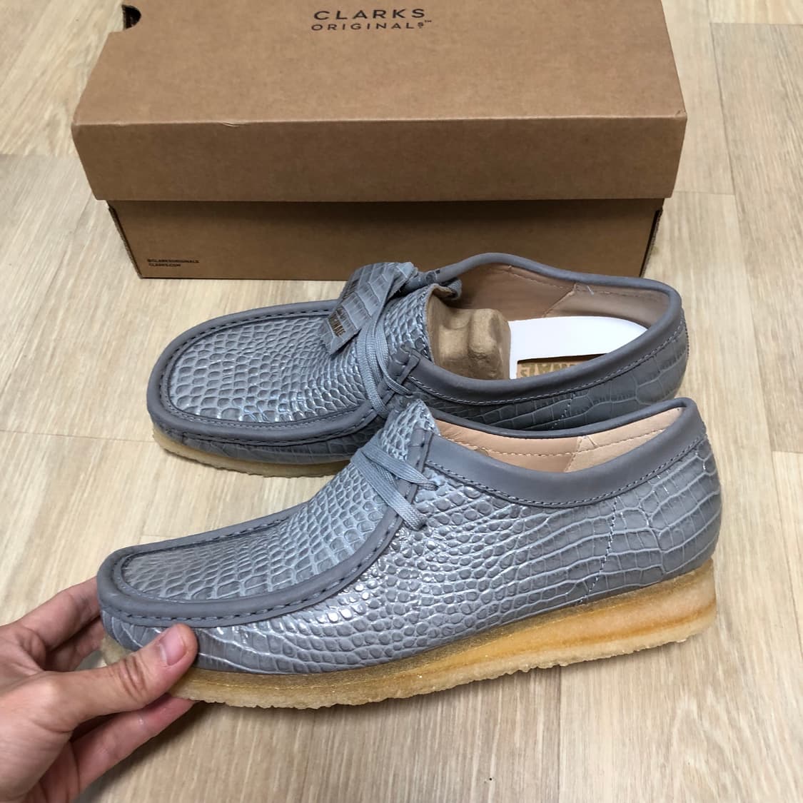 (270) 새상품 클락스 Clarks 왈라비 그레이 크록 레더 상품이미지1