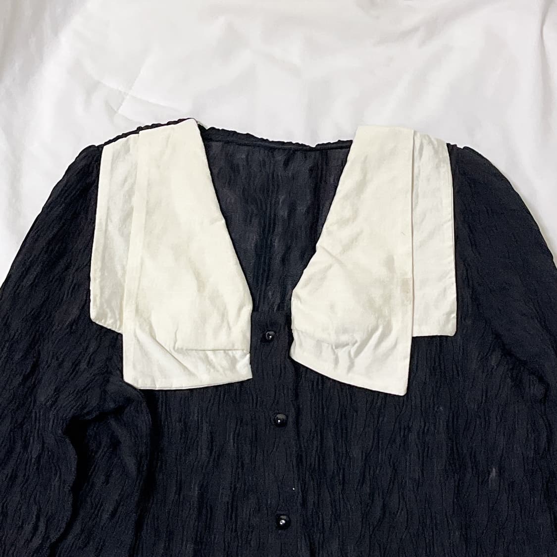 빈티지 ) 화이트카라 포인트 블랙블라우스 상품이미지1