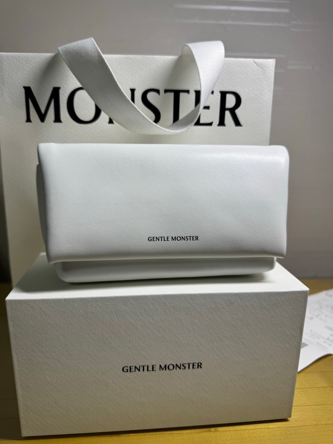 젠틀몬스터 HUE 휴이 (풀박스,새컨디션급) 상품이미지5