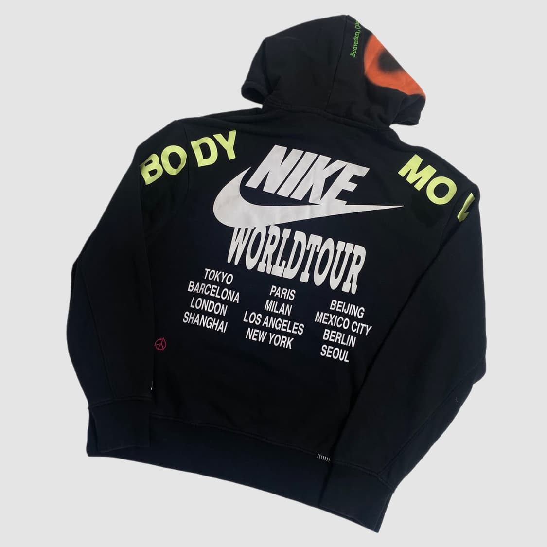 나이키 월드투어 후드티 상품이미지3