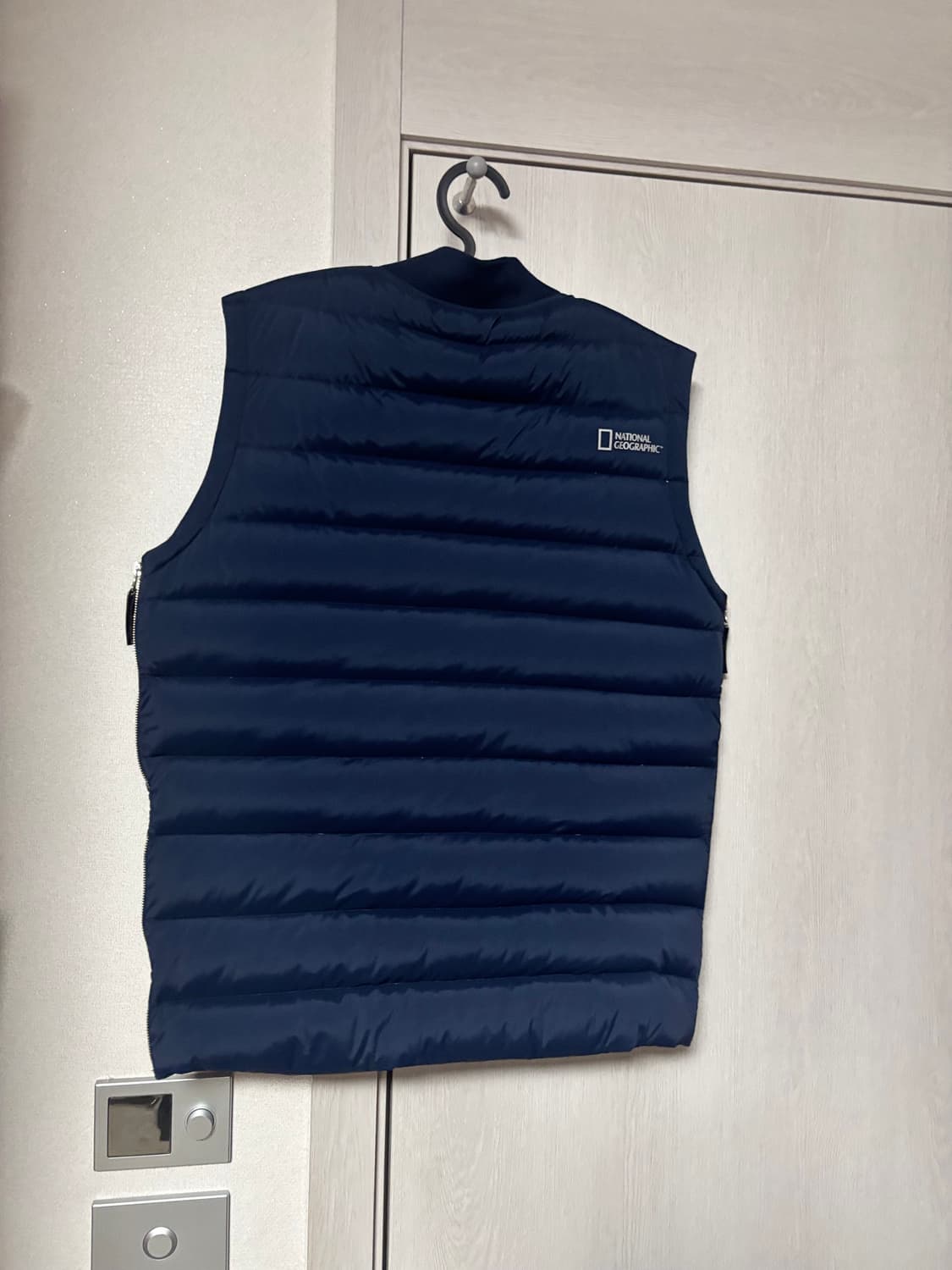 내셔널지오그래픽 구스다운 경량패딩 조끼 베스트100 상품이미지3