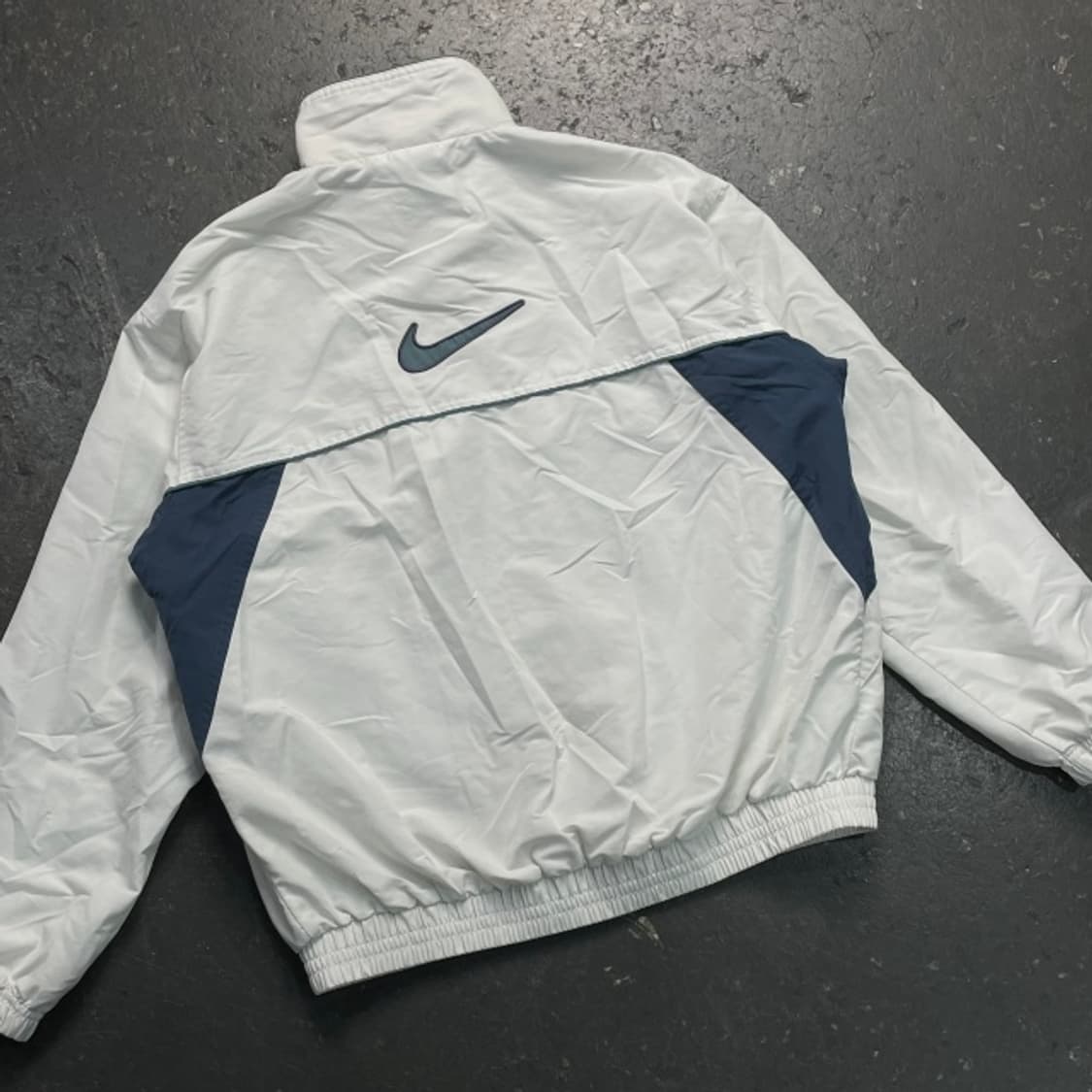 100 나이키 올드스쿨 바람막이 상품이미지6