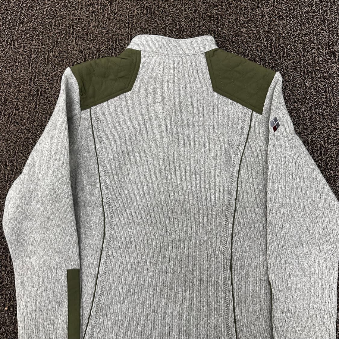 montbell 몽벨 여성 등산복 기모 긴팔티셔츠 M 상품이미지7